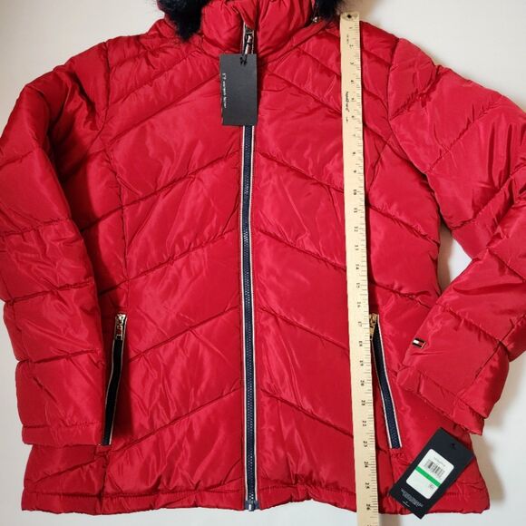 Tommy Hilfiger Hooded Puffer Jacket – Women’s Large – Crimson – Unworn - Picture 4 of 9